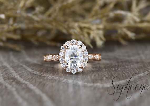 14K White Gold Round Halo Engagement Ring 83524-14KW | Simon Jewelers |  High Point, NC