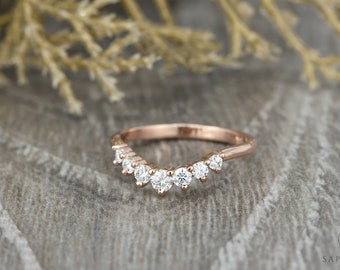 Curved Diamond Wedding Band, Tiara Moissanite Wedding Band, Vintage Chevron unique Band, Unique Contour Band, Gold Stacking Matching Band