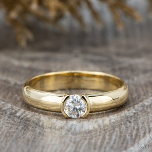 Round Cut Solitaire Engagement Ring,  Bezel Set Moissanite Solitaire Wedding Ring, Round Bezel Gold 14k/18k Bridal Ring, 4mm Wedding Ring