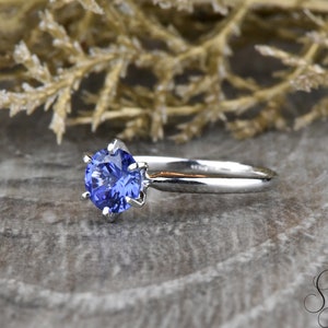 Round Blue Sapphire Solitaire Engagement Ring, Six Prong Solitaire Gold 14k/18k Wedding Ring, Simple Solitaire Bridal Ring, Anniversary Ring