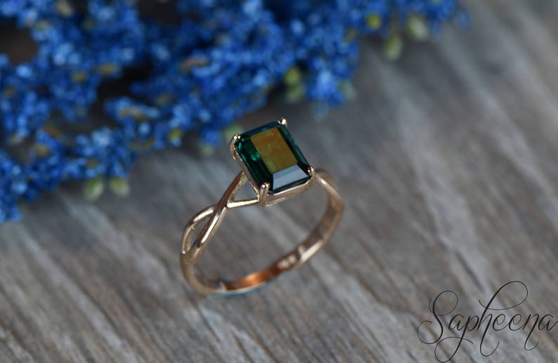 Green Emerald Engagement Ring in 14k Rose Gold 8x6mm Emerald Etsy