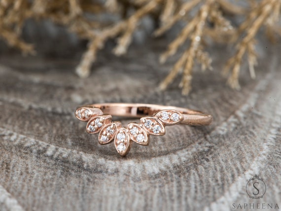 Curved Wedding Band Round Cut Moissanite Diamond Band Tiara Style Wedding Band Vintage Diamond Gold Ring Stacking Ring Leaf Band Etsy