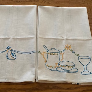 Pair of Vintage Tea Towels/Hand Embroidered/Kitchen Decor