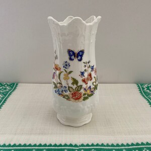 6” Aynsley Vase/Cottage Garden/ Porcelain Vase