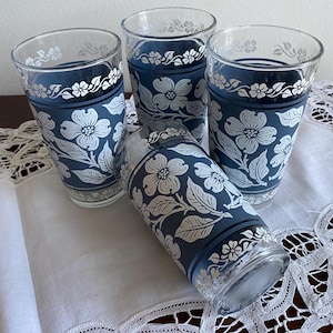 Set of 4 Hazel Atlas Dogwood Blue and White 12 fluid ounce Drinking Glasses