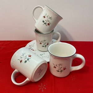 Canecas de Natal Pfalzgraff/Winterberry/conjunto de 2 canecas