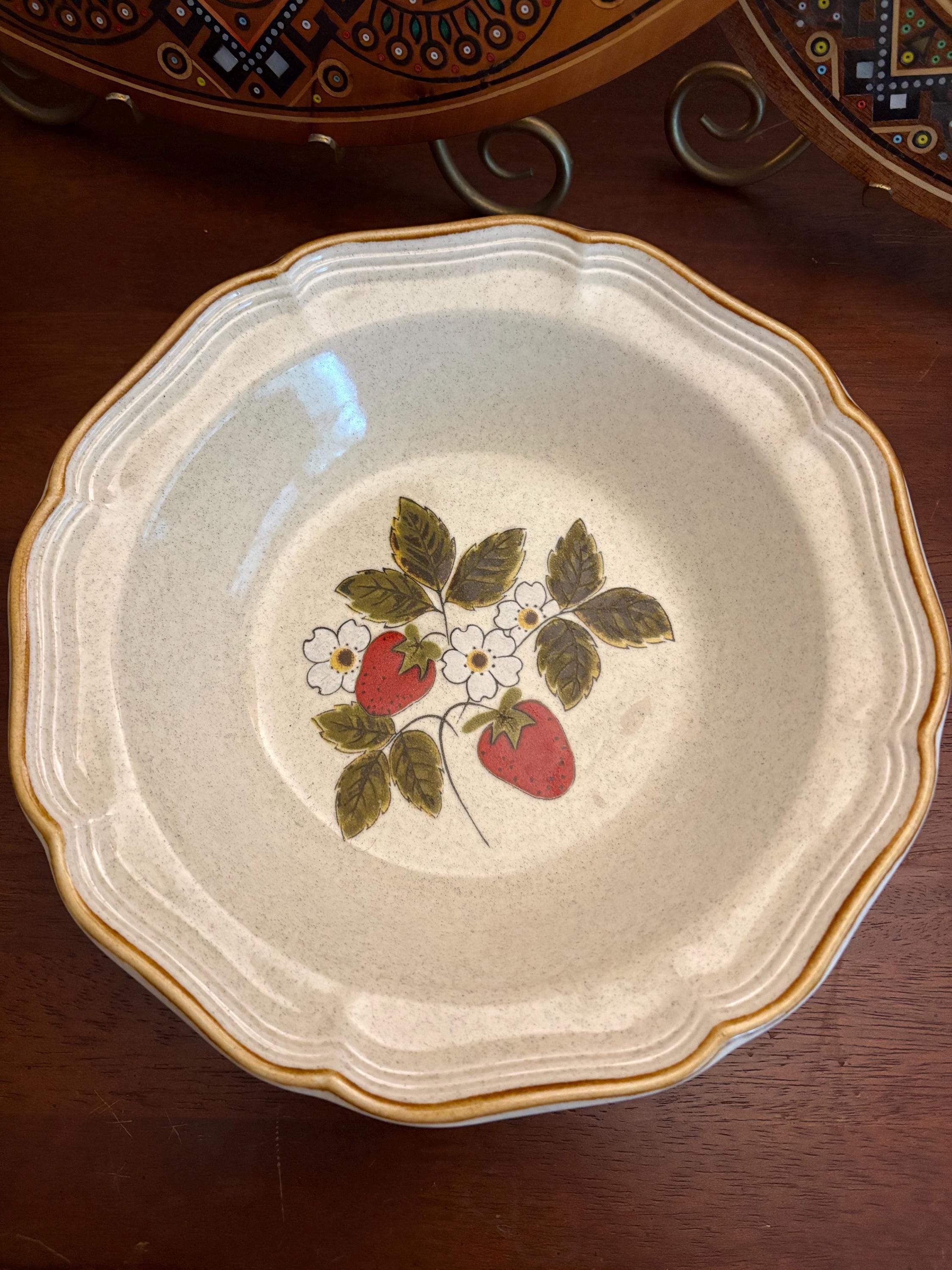 Strawberry dinnerware - Etsy 日本
