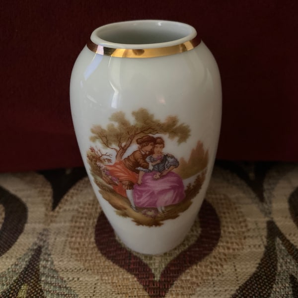 Limoges Victorian Courting Couple Vase/3” vase/Collectible/Replacement