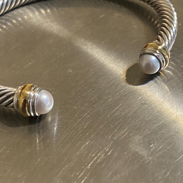 Pulsera clásica de perlas David Yurman, 5 mm, plata de ley 925 y oro de 14 quilates. Talla pequeña.