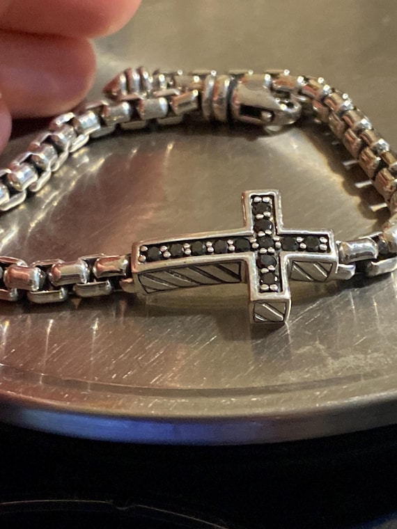 Previously used David yurman Black Diamonds Cross Bracelet