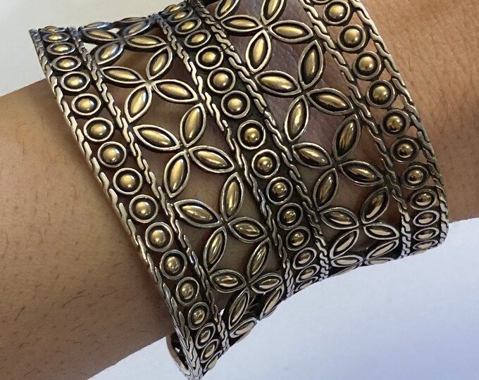 Previously owned JOHN HARDY Two -Tone Kawung  Cuff