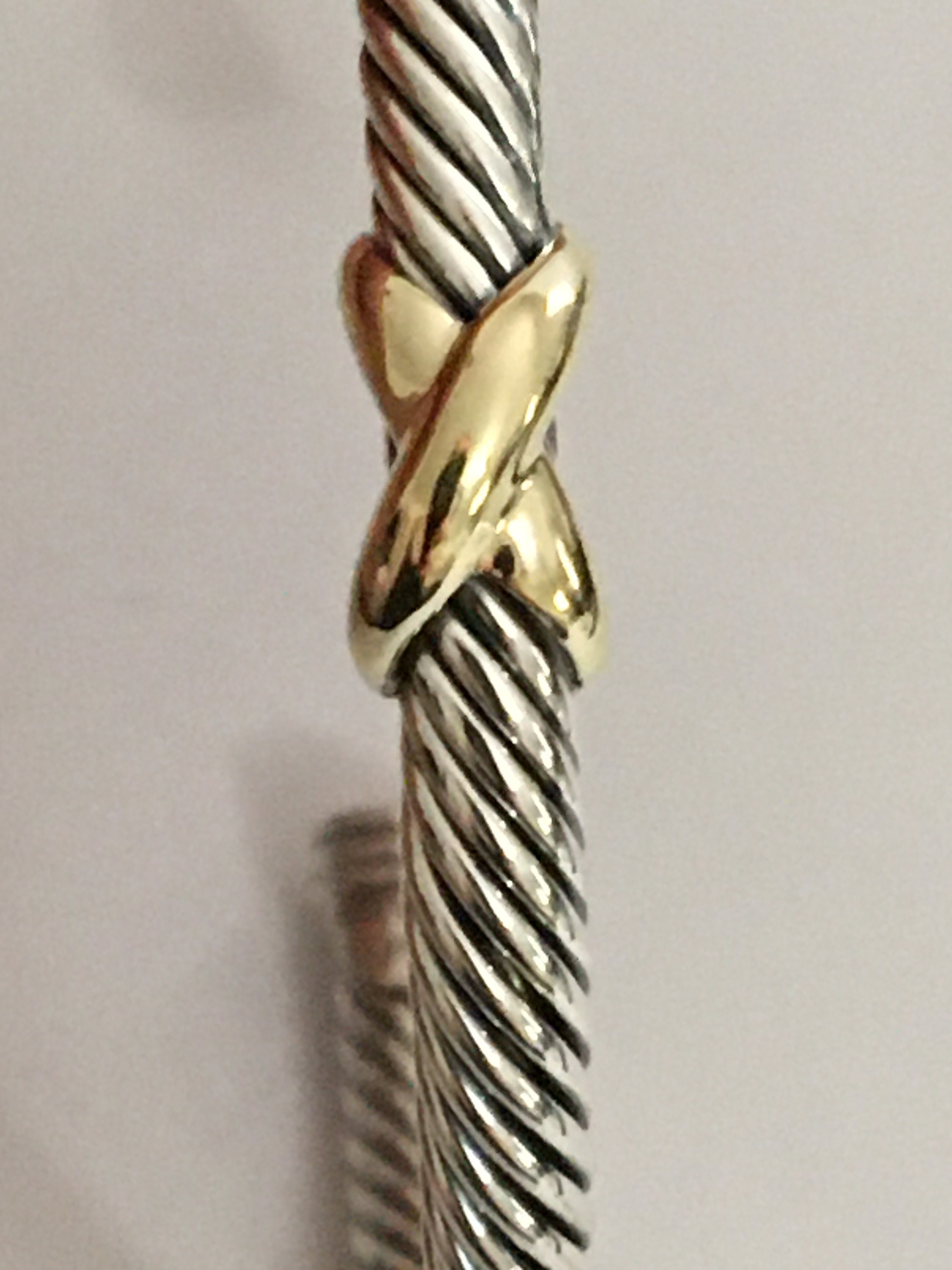 David Yurman Sterling Silver & 18k Gold 4mm X Cuff Bangle Bracelet Size 6 Inch David Yurman Sterling Silver & 18k Gold 4mm X Cuff Bangle Bracelet Size 6 Inch