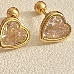 Gold Stud Earrings, Heart Shape Studs Earrings , 14Karat Stud Earrings, Minimalist Earrings,  Heart Earrings