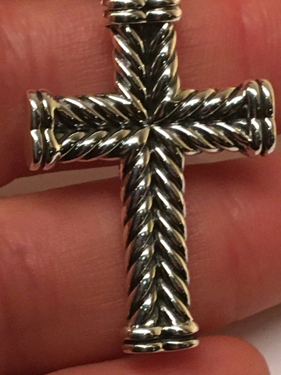 David Yurman PETITE Chevron Cross Pendant t chevro