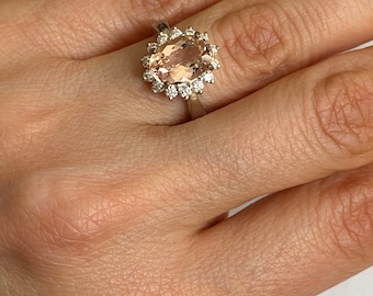 Morganite engagement ring , morganite , morganite ring , oval morganite ring , engagement rings
