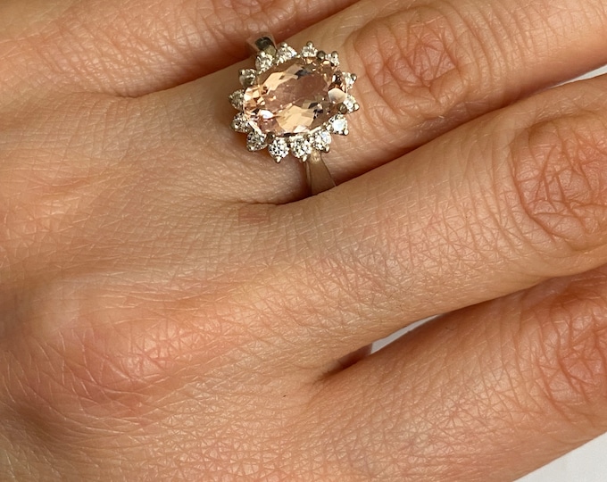 Morganite engagement ring , morganite , morganite ring , oval morganite ring , engagement rings