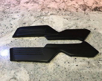 Kylo ren helmet side greeblies