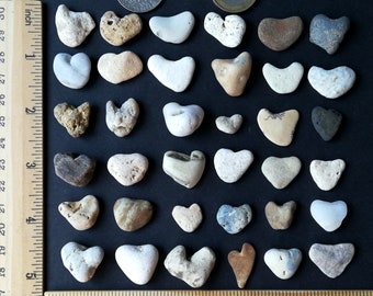 1/2'' - 1'' Genuine Heart Shaped Rocks Bulk, Lot 15-35 Pieces, Heart Stones