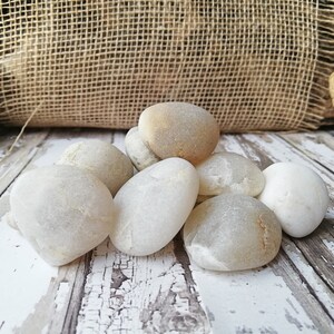 White Quartz Lot 13 Beach Round Sea Rocks White Tumble Stone Wishing ...