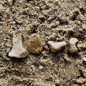 Juego LOVE de piedras de canto rodado de 7/8" a 1 3/8" Letras Love Rocks Letras genuinas Piedras de playa