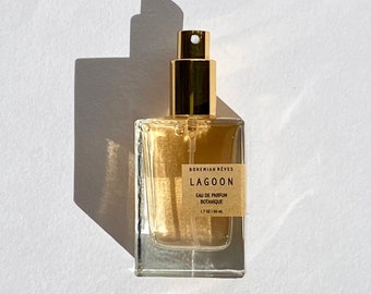 Perfumy w sprayu Lagoon Botanical | Miodowy oud, bujny i uwodzicielski
