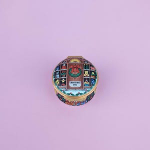 Halcyon Days Enamel Box 1991  Trinket Box