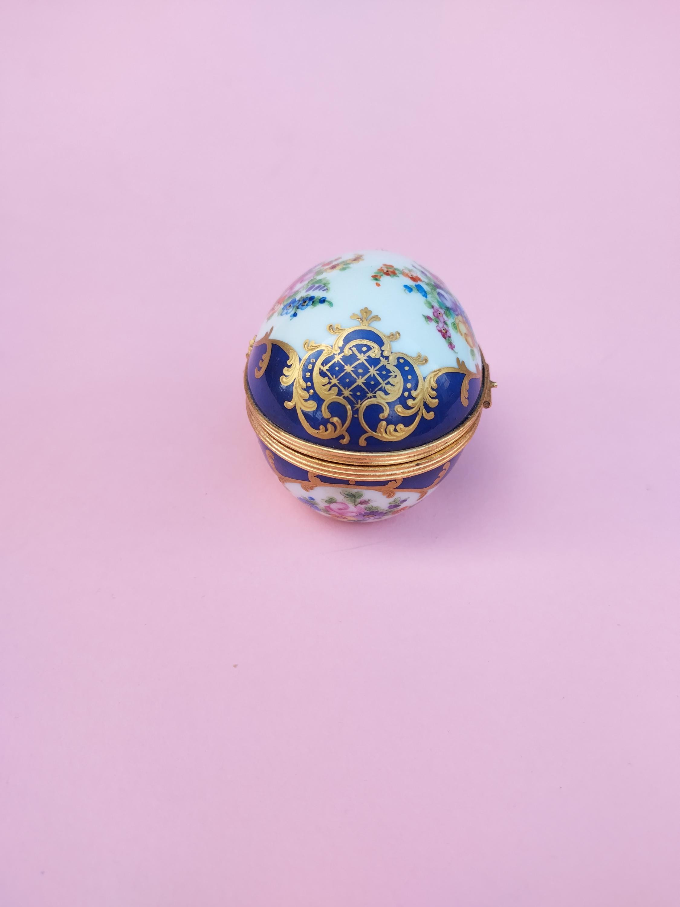 Tiffany & Co Le Tallec Hand Painted Porcelain Egg Trinket Box