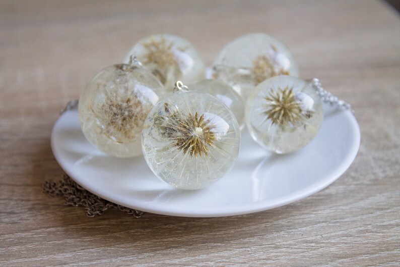 Dandelion necklace Real flower necklace Epoxy resin jewelry Pressed flowers Floral jewelry Crystal ball necklace Real dandelion Gift for her