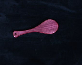 Pagaie Pocokari Purpleheart | pagaie en bois OTK sur le genou | Pagaie BDSM moyenne en bois | Pagaie de punition pour donner la fessée