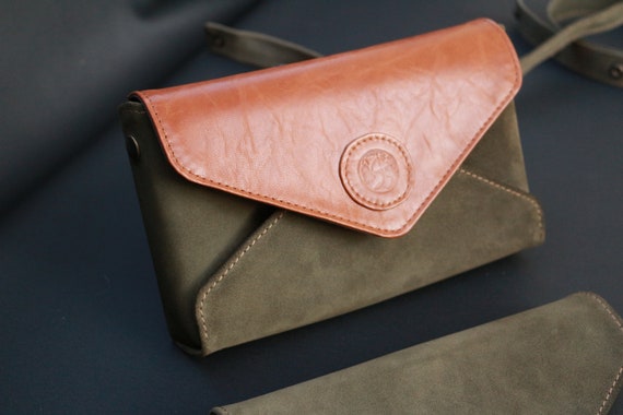 Design your own leather purse discount