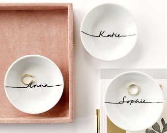 Personalised ring dish, personalised jewellery dish, personalised trinket dish, birthday gift, gifts for her, bridesmaid gift, wedding gift