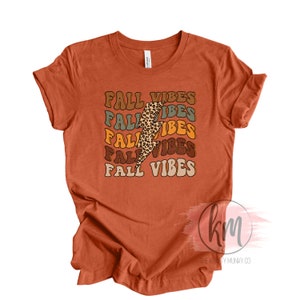 Fall Cheetah Print Shirt: Women&#39;s Autumn Vibes T-Shirt