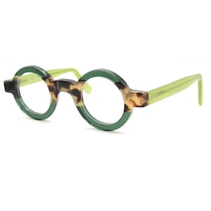 Vibrant True Round Schnuchel 4030 Vintage Design Eyewear In A Green & Tortoiseshell Effect Finish With Lime Green Arms 37mm Lens Size B844