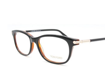 Tom Ford Women display picture 1