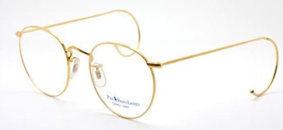 suitable frame for oval face