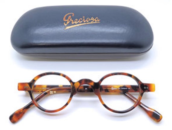 Small round hotsell tortoiseshell glasses