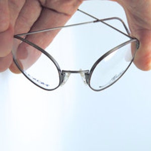 Flexon Extremely Lightweight Flexy Glasses Frame In Amber Tortoiseshell And Pewter 48mm