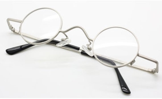 silver circle frame glasses