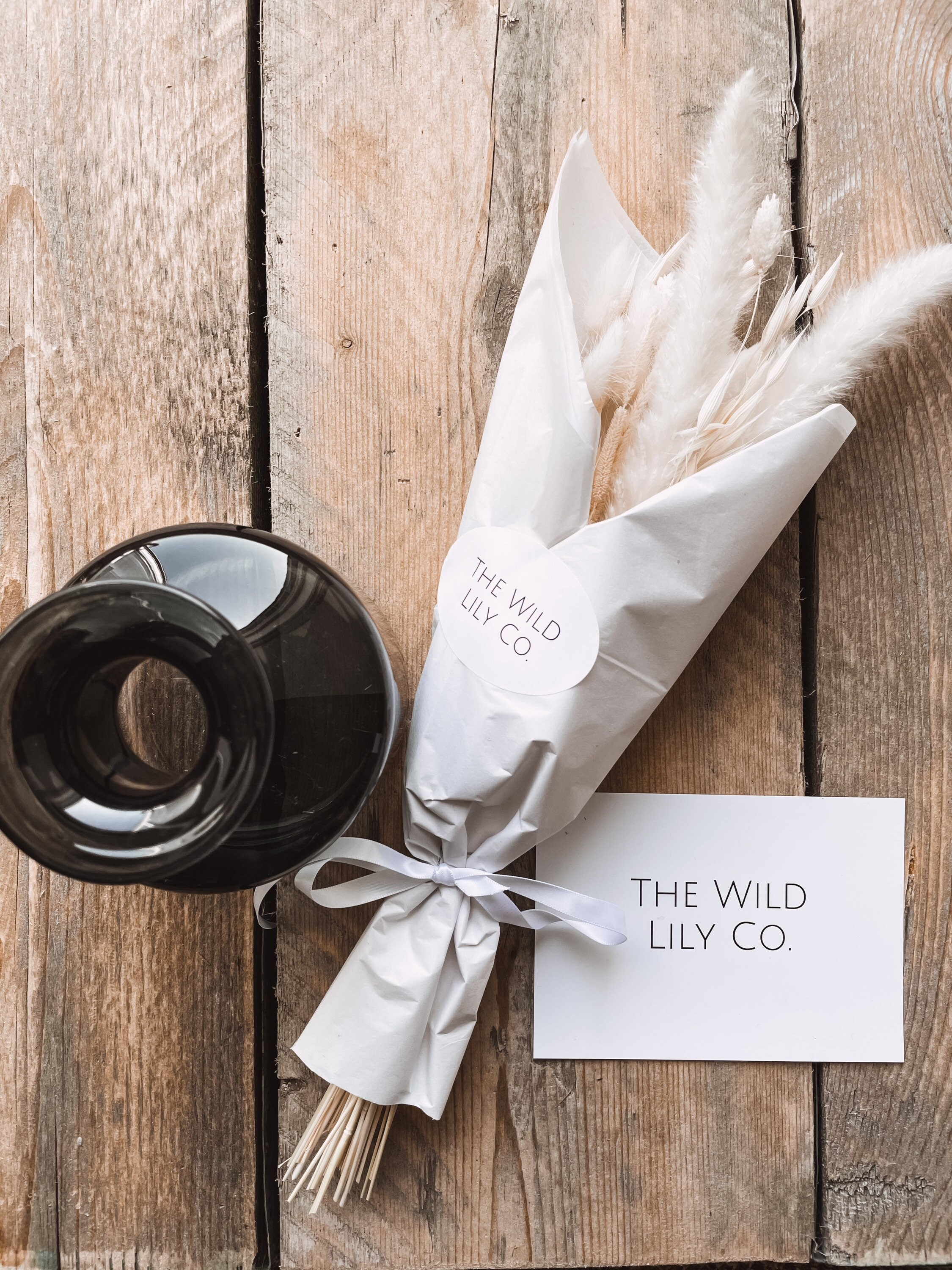 DRIED FLOWERS and Black Vase. Home Decor //dried Flowers Etsy UK