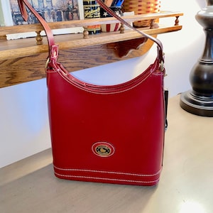 Vintage DOONEY BOURKE Smooth Red Leather Hobo Shoulder Bag Purse