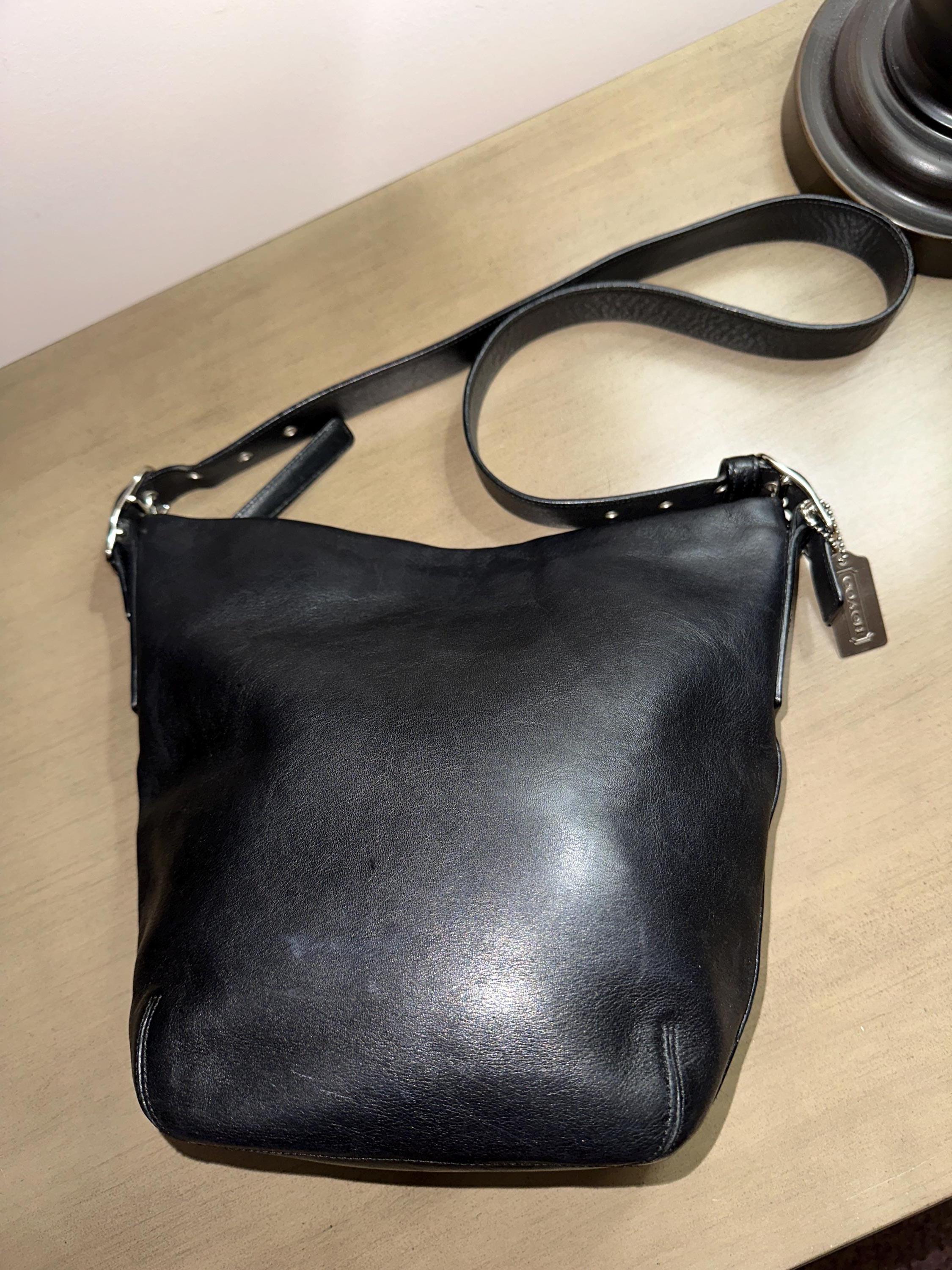 Vintage Y2K COACH Small Duffle Sac Black Leather Shoulder Bag