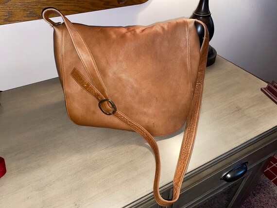 tan leather saddle bag uk
