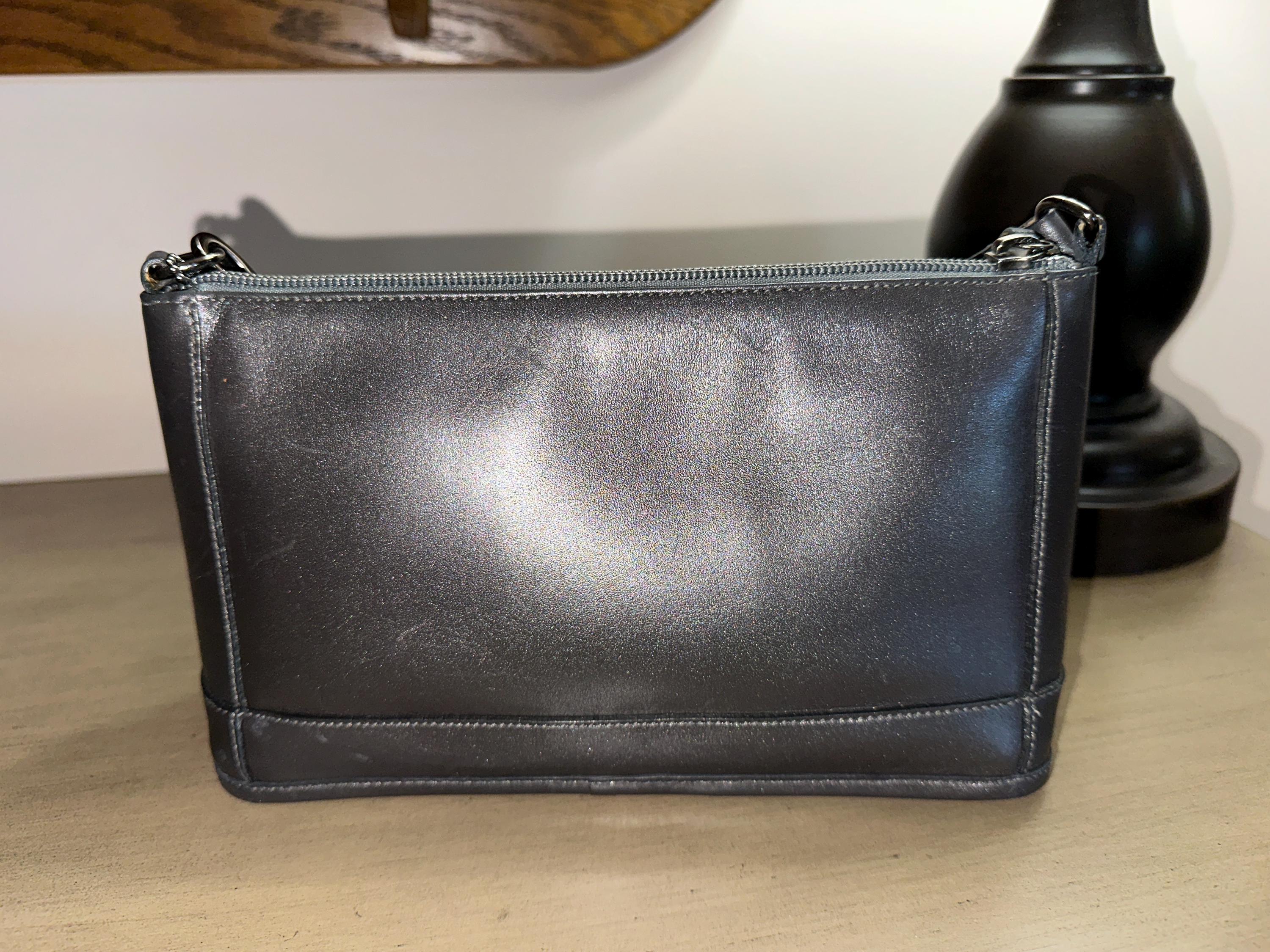 ヴィンテージ COACH パールライズド ブリーカー ナッパレザー デミ 