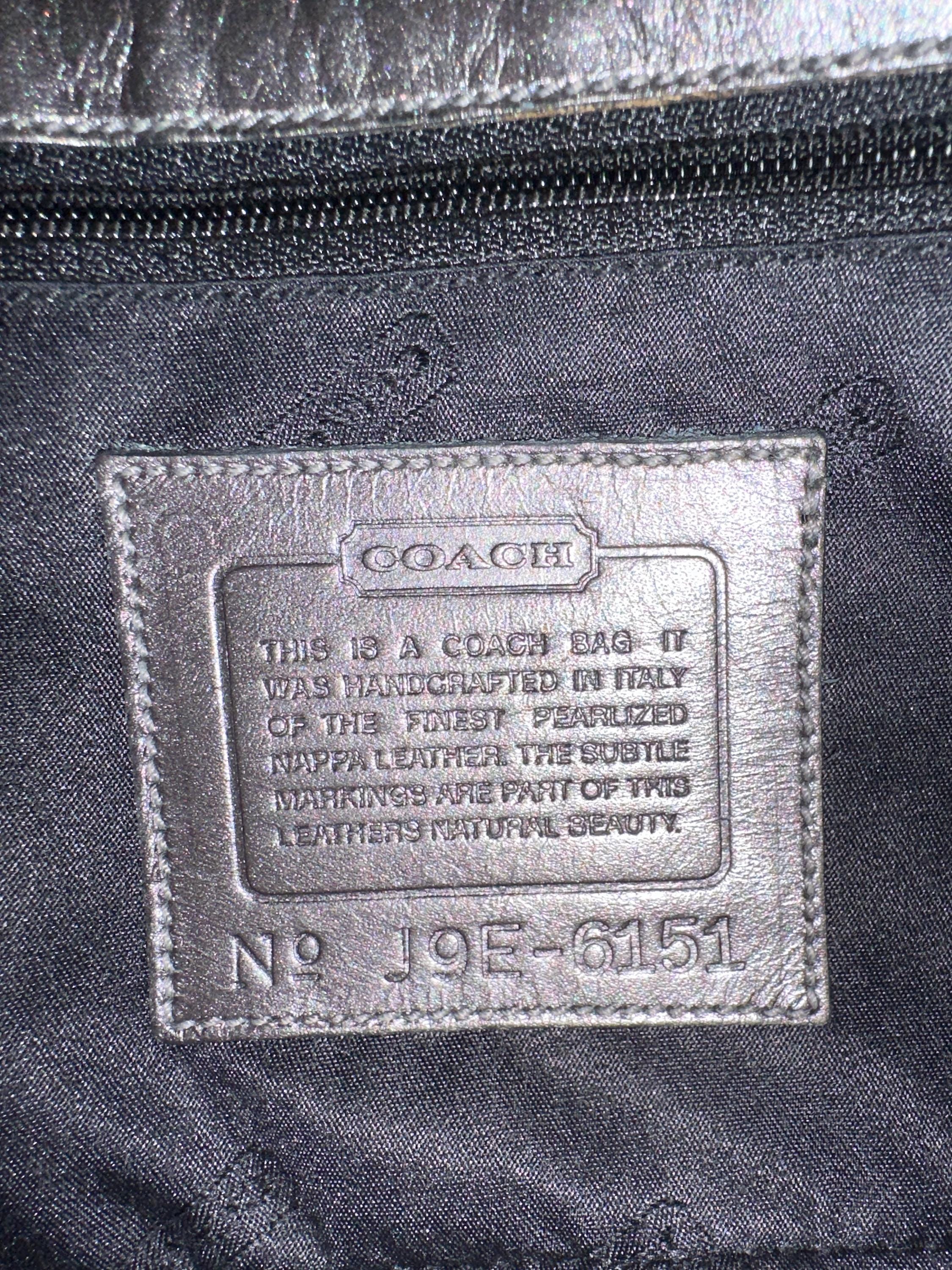 ヴィンテージ COACH パールライズド ブリーカー ナッパレザー デミ 
