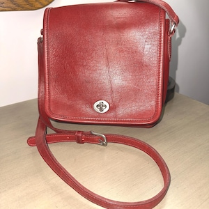 Vintage COACH Classic Companion Flap Red Leather Crossbody Bag