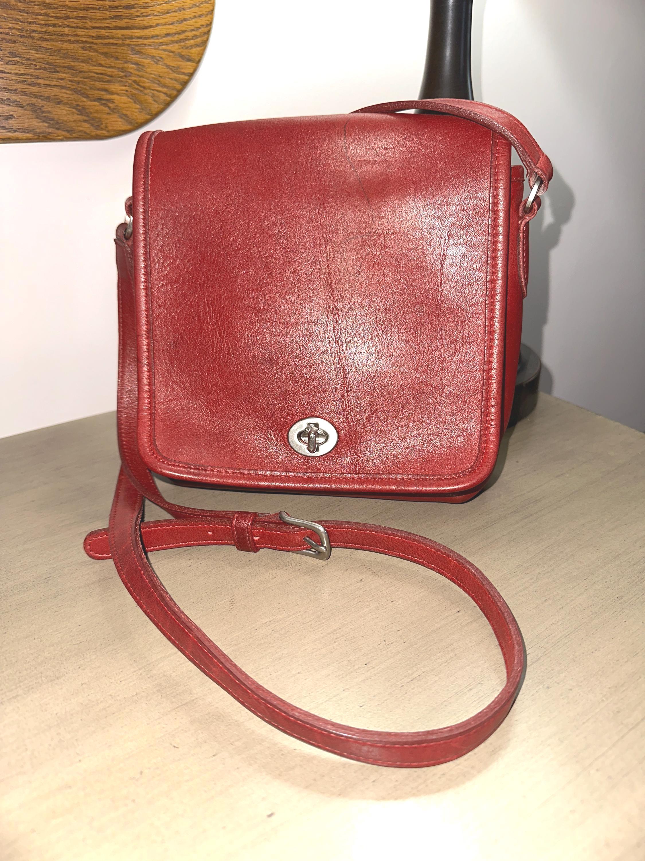Vintage COACH Classic Companion Flap Red Leather Crossbody Bag