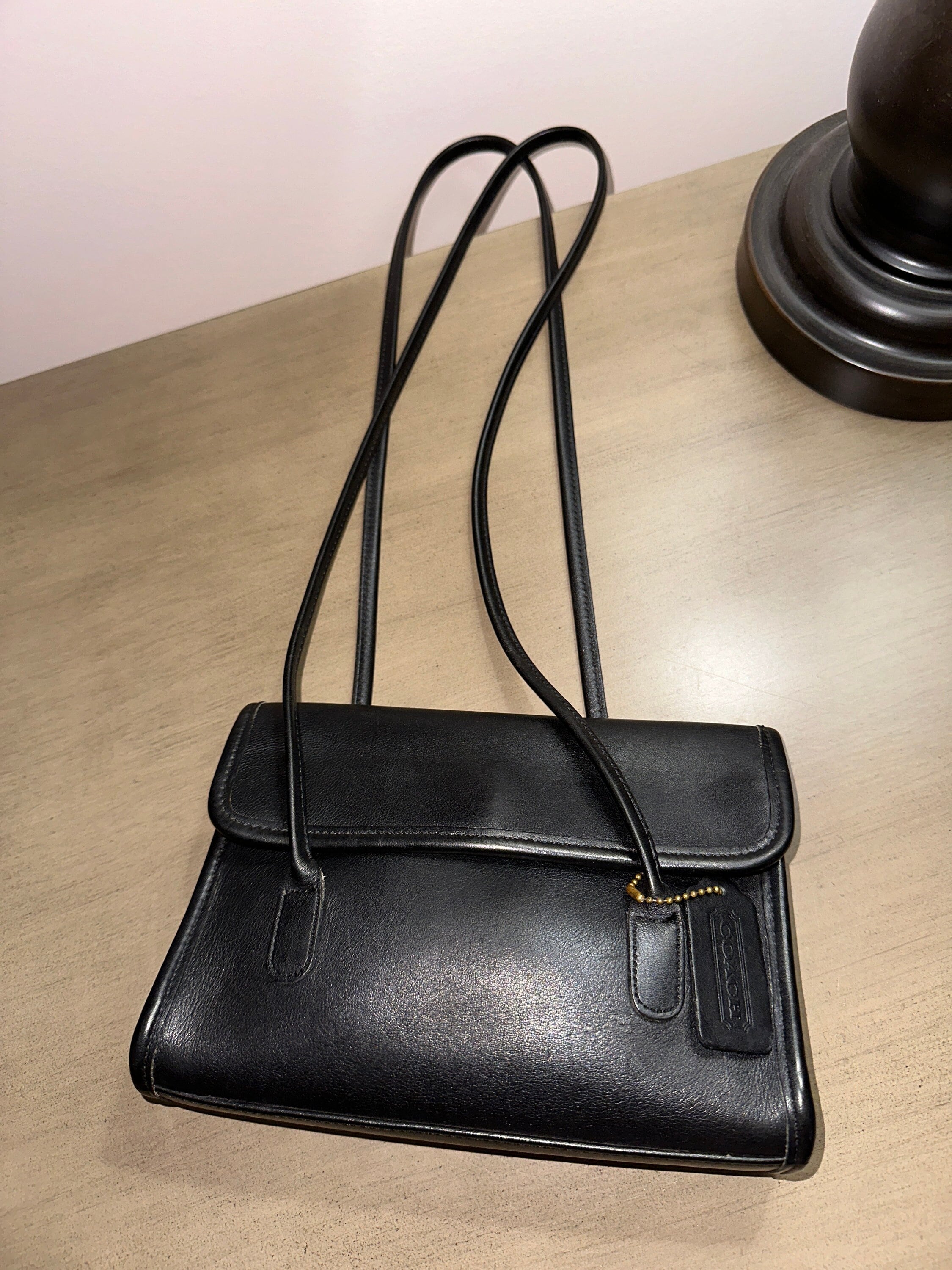 Vintage COACH Laurie Flap Black Leather Shoulder Bag Purse 9032 