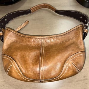 Vintage Y2K COACH Soho Mini Hobo Camel Leather Shoulder Bag 9541 