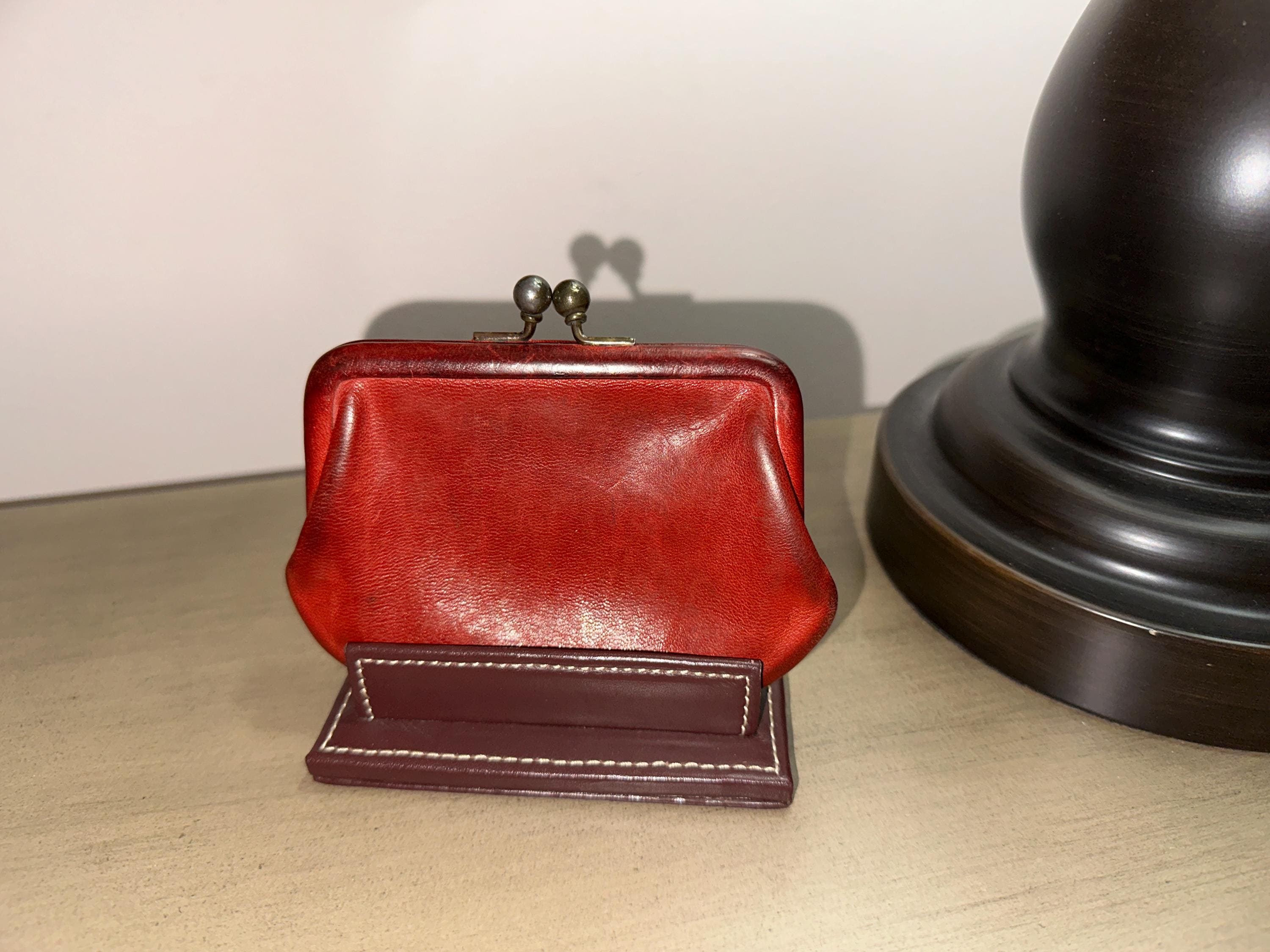 小物 Old Coach kiss lock coin purse Leather Coach Kisslock Coin Purse - Etsy