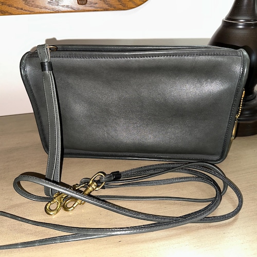 Vintage COACH Laurie Flap Black Leather Shoulder Bag Purse 9032
